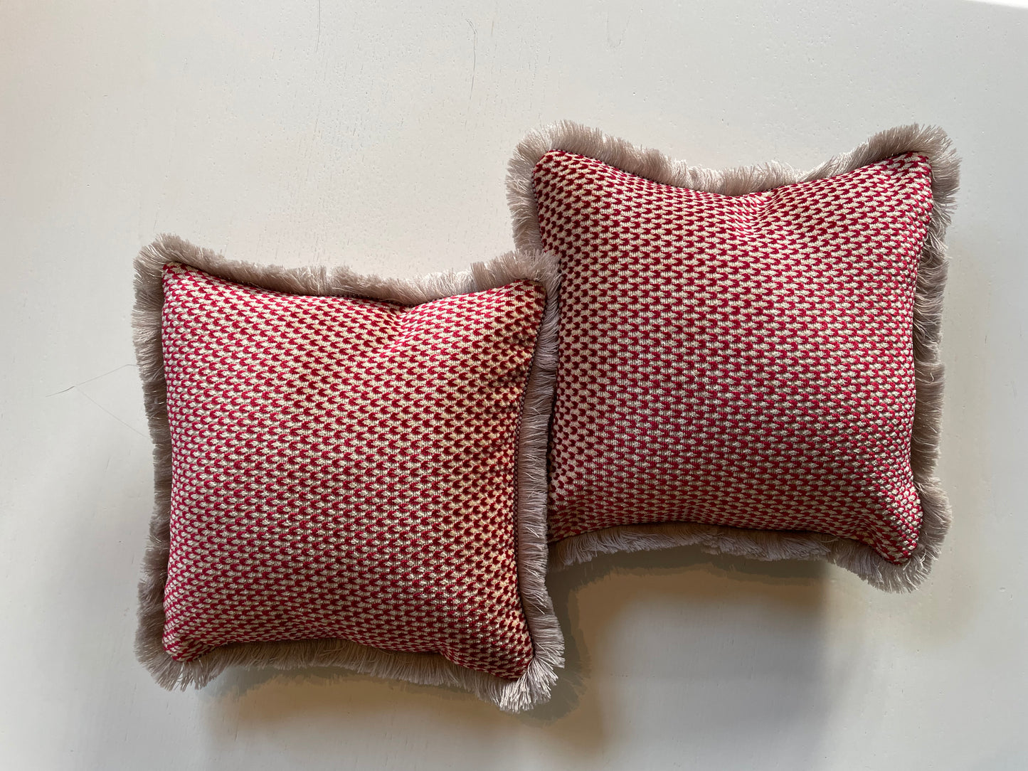 Cushion velour with fringe