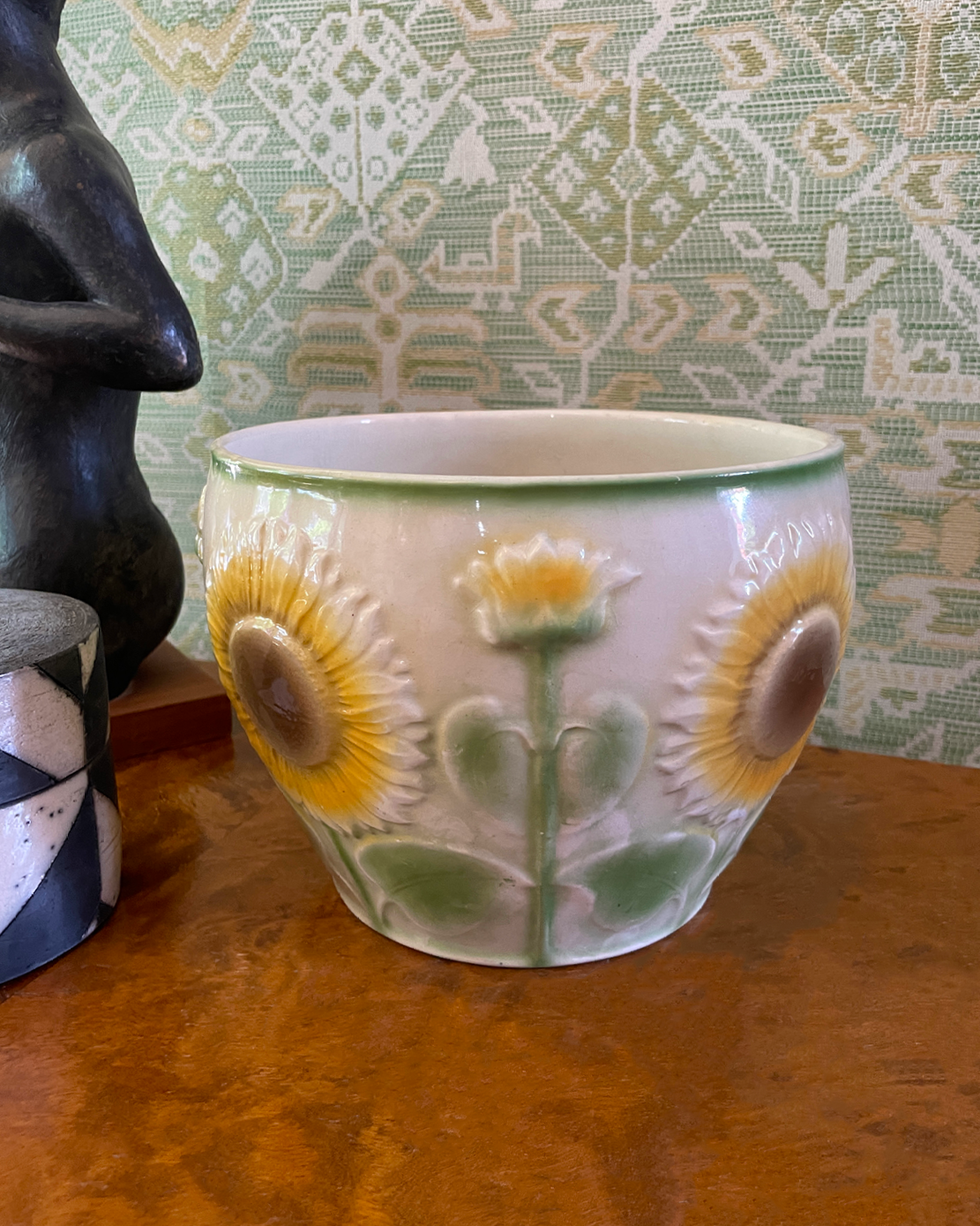 Antique Majolica Art Nouveau Pot Holder
